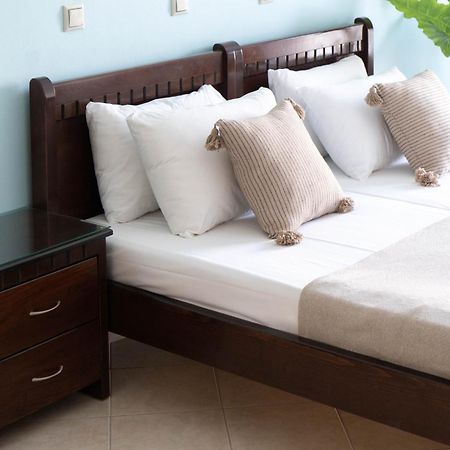 Hotel Alexandros Amudiá Kültér fotó