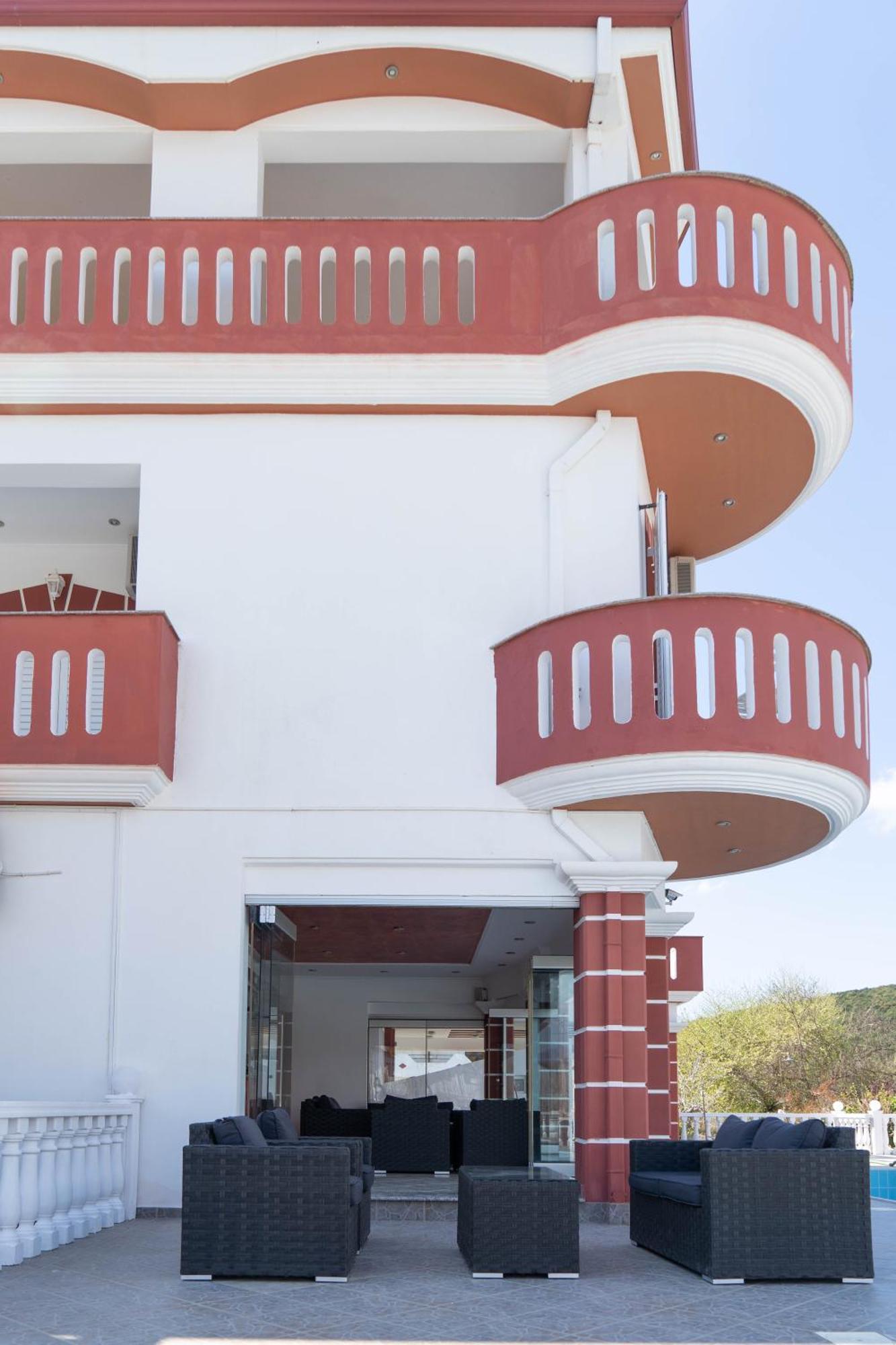 Hotel Alexandros Amudiá Kültér fotó
