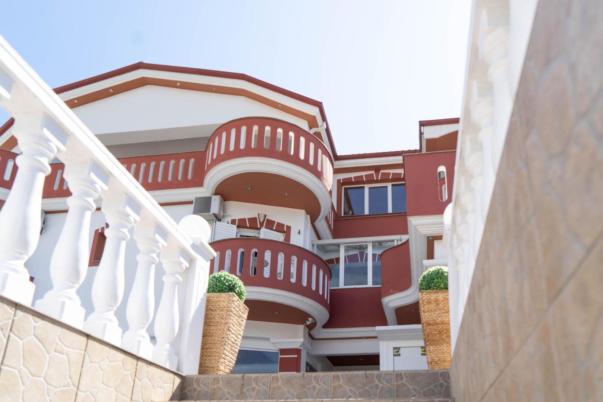 Hotel Alexandros Amudiá Kültér fotó
