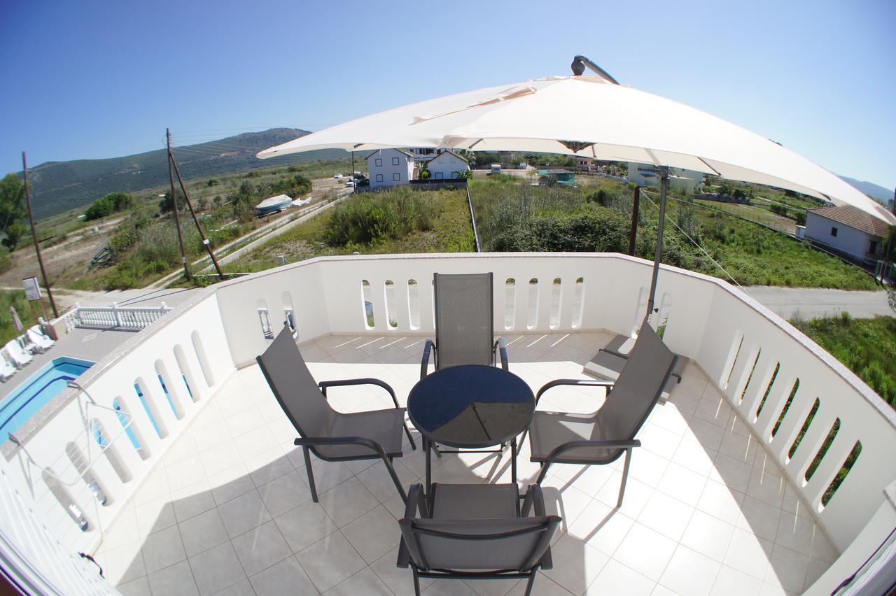 Hotel Alexandros Amudiá Kültér fotó